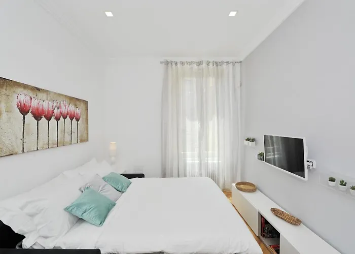 Apartment Crispi Modern Flat In The Historic Center Rom